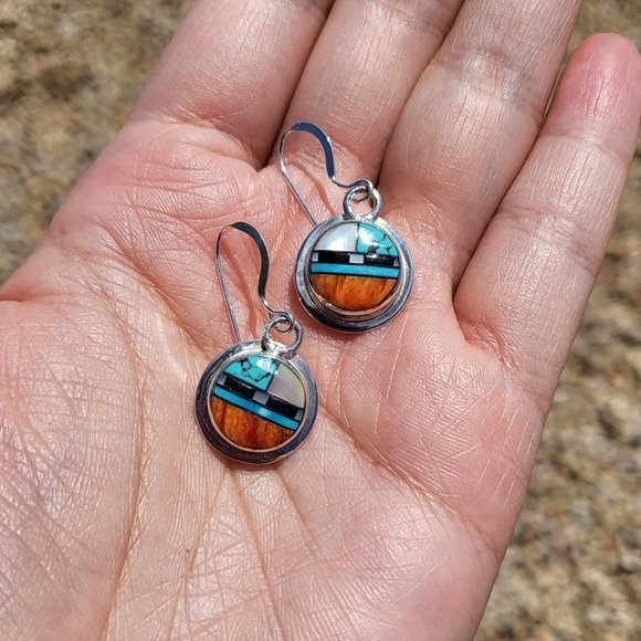 Native American Zuni Women's Sun Face Handmade Dangle Earrings Sterling Silver - Picture 4 of 6